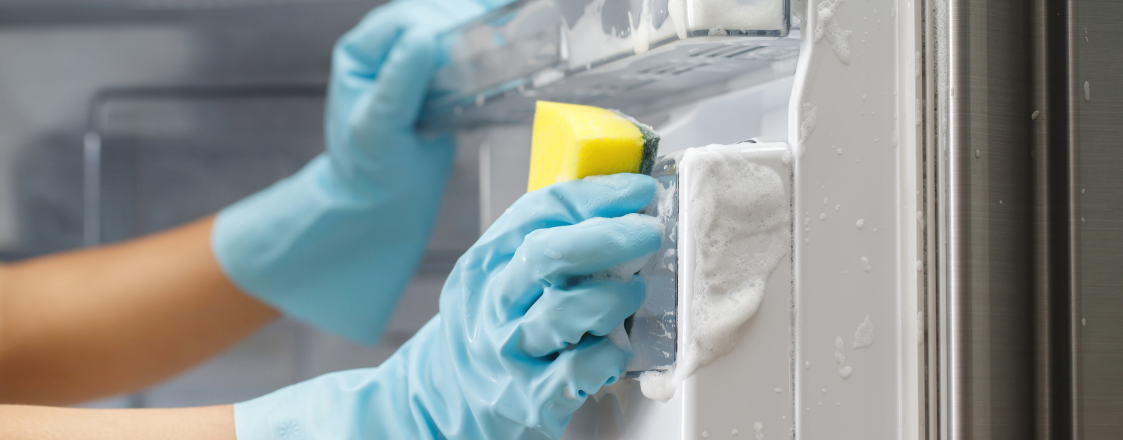 Fridge Cleaning Made Simple: A Practical and Easy Guide